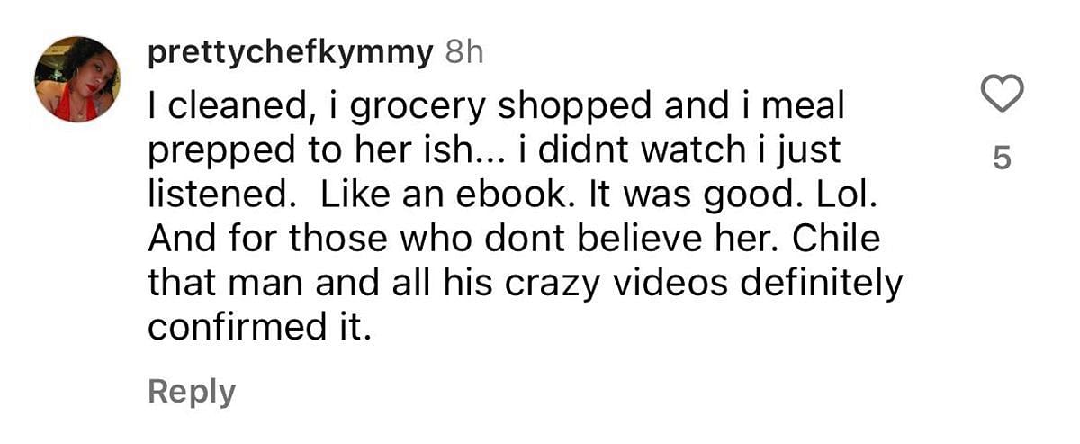 A user used Ressa's series as an Ebook (image via @prettycheckymmy on Instagram)